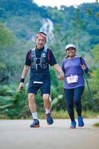 BIB: 8081
                            <button type="button" onclick="openModal(18880774)" class="btn btn-primary btn-sm float-right btn-popup" data-toggle="modal" data-target=".modal-high-quality">
                        <i class="fas fa-shopping-cart"></i> Add to Cart
                    </button>
                                            <button type="button" onclick="isThisMe(18880774, true)" class="btn btn-success btn-sm float-right btn-popup btn-isme hidden" data-toggle="tooltip" data-placement="bottom" title="นี่คือรูปของคุณใช่ไหม คลิกที่นี่เพื่อเอาเข้าอัลบั้ม">
                        <i class="fas fa-plus"></i> Add to album
                    </button>
                    <button type="button" onclick="isThisMe(18880774, false)" class="btn btn-warning btn-sm float-right btn-popup btn-isnotme hidden">
                        <i class="fas fa-ban"></i> Remove from album
                    </button>